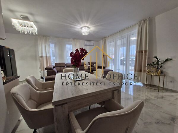 Eladó ház Téglás