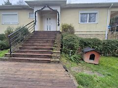 Eladó ház Győrújbarát