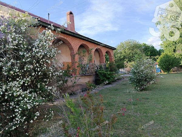 Eladó ház Tiszaalpár