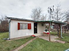 Eladó nyaraló Jászapáti