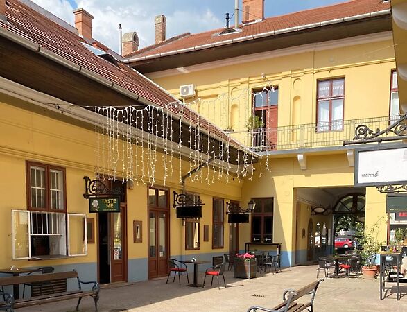 Eladó üzleti Debrecen, Belváros