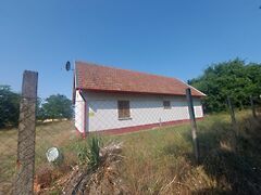 Eladó ház Jászkarajenő