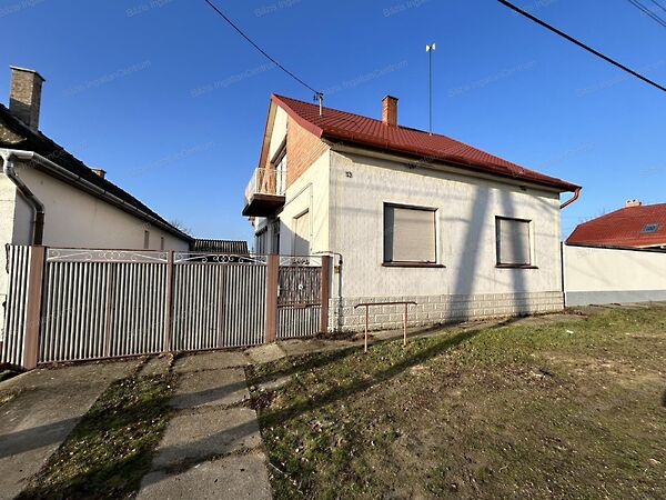 Eladó ház Hercegszántó