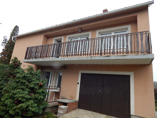 Eladó ház Veszprémfajsz