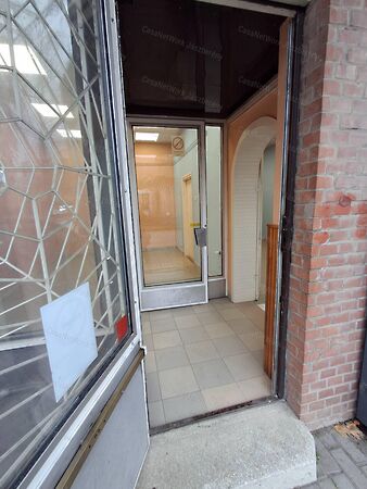 Eladó üzleti Jászárokszállás