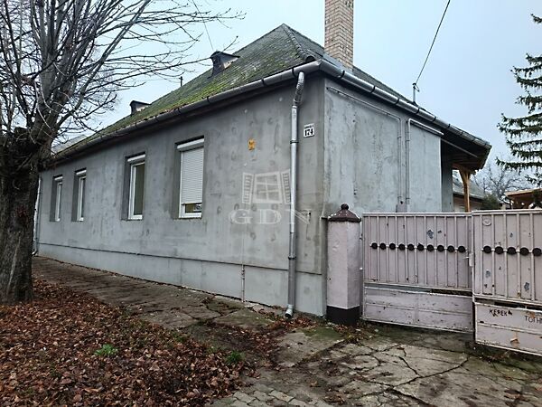 Eladó ház Gyöngyössolymos