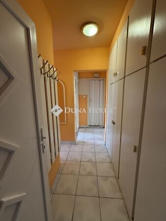 Eladó lakás Pécs