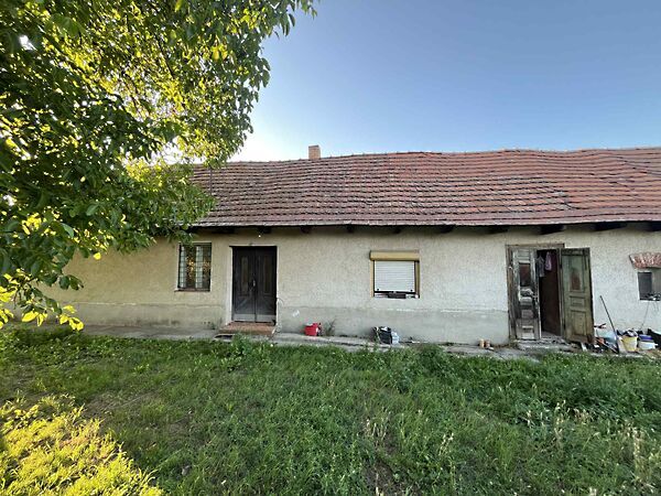 Eladó ház Edelény, Központ