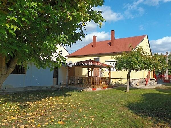 Eladó ház Székesfehérvár