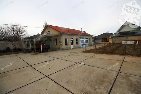 Eladó ipari Soltvadkert