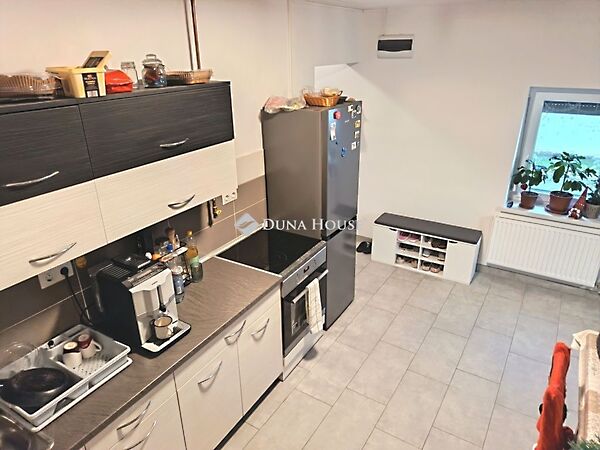 Eladó ház Püspökmolnári