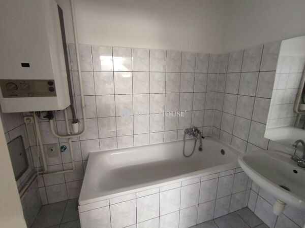 Eladó lakás Kápolnásnyék