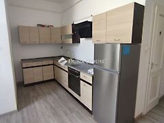 Eladó lakás Kápolnásnyék