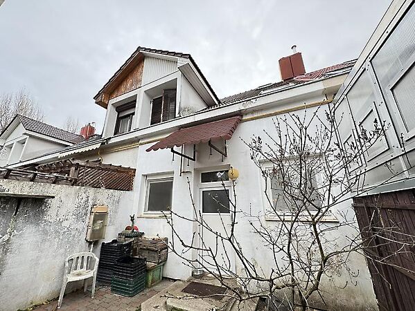 Eladó ház Budapest, IV. kerület