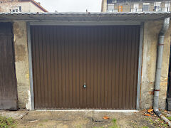 Eladó garázs Győr