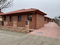 Eladó ház Hajdúszoboszló, Kertváros