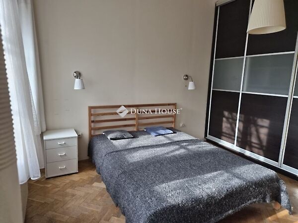 Eladó lakás Budapest, III. kerület