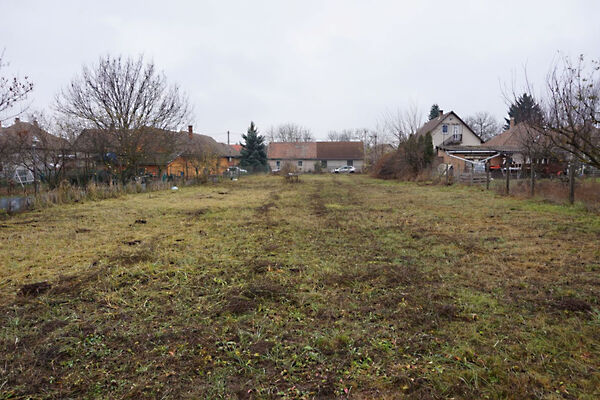 Eladó földterület Sződ