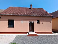 Eladó ház Lippó