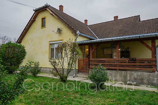 Eladó ház Szany