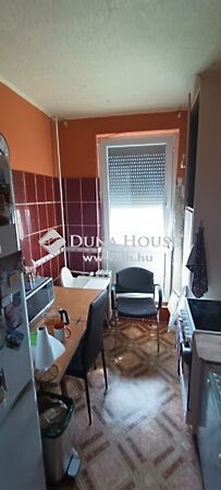 Eladó lakás Pécs