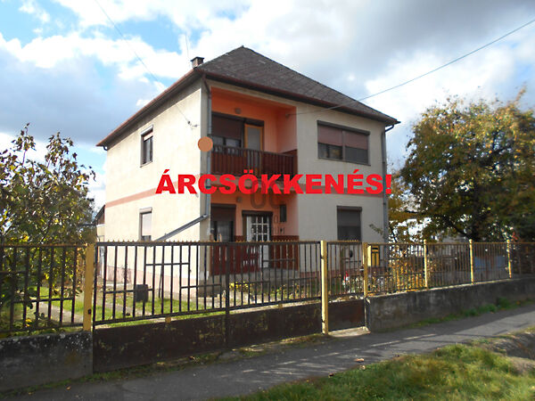 Eladó ház Tiszabezdéd