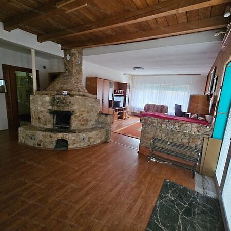 Eladó ház Oroszlány, Borbála