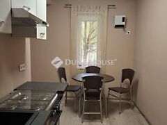 Eladó lakás Szekszárd