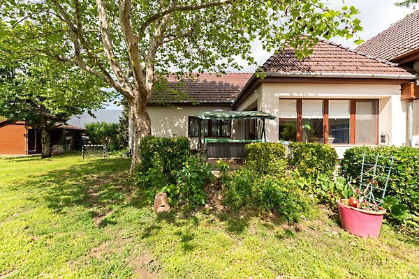 Eladó ház Budapest, XVII. kerület, Felső-Rákoshegy