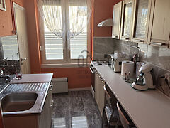 Eladó lakás Várpalota