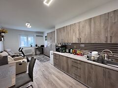 Eladó lakás Komló