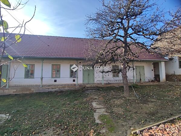Eladó ház Kakasd