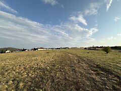 Eladó földterület Bánk