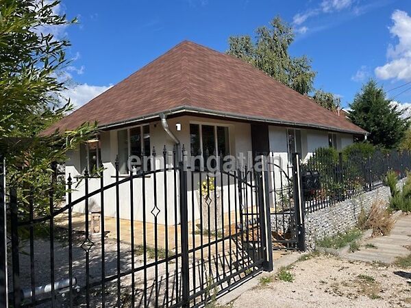 Eladó ház Szigethalom, Központ