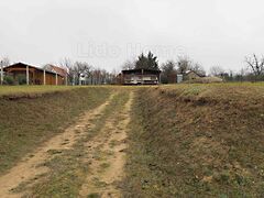 Eladó földterület Balatonkenese