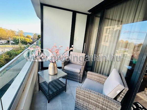 Eladó lakás Alsóörs