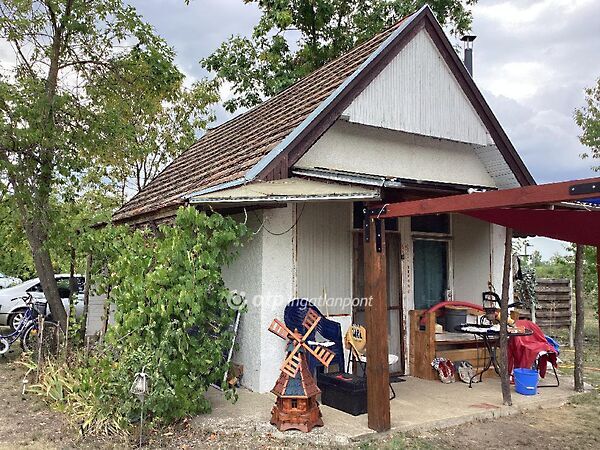 Eladó nyaraló Gyomaendrőd