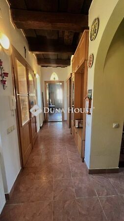 Eladó ház Szőce