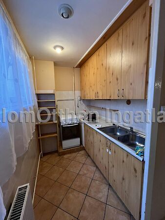 Eladó lakás Dunaújváros, Béke városrész