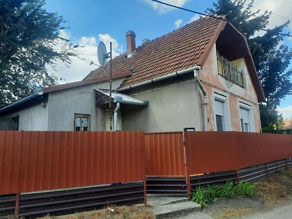 Eladó ház Jászapáti