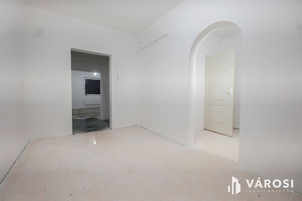 Eladó ház Vácegres