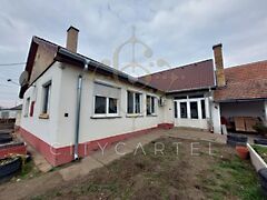 Eladó ház Érsekcsanád