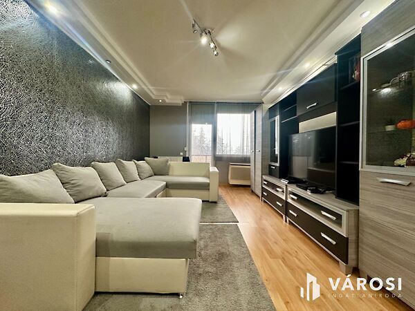 Eladó lakás Salgótarján