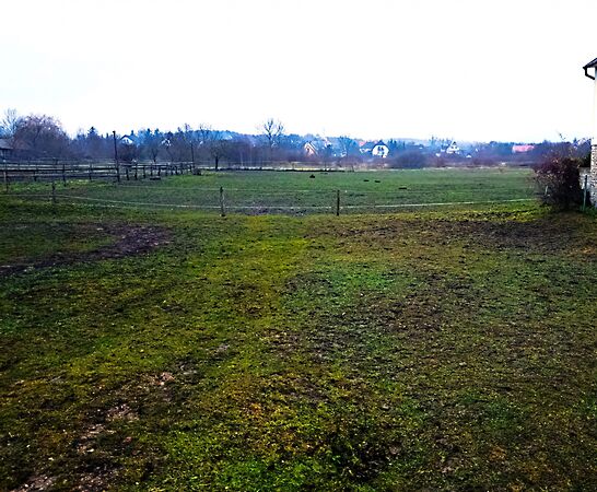 Eladó földterület Márkó