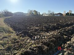 Eladó földterület Győrság