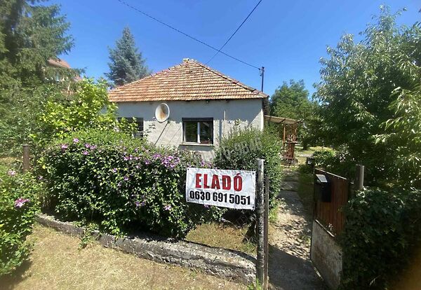 Eladó ház Páty