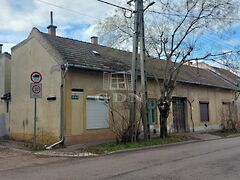 Eladó lakás Budapest, XV. kerület