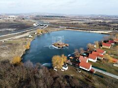 Eladó földterület Várpalota