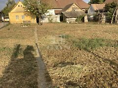 Eladó földterület Baja