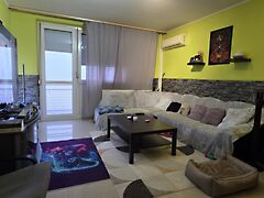 Eladó lakás Dunaújváros, Béke városrész